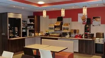 Saint-Victor-des-Oules Ace Hotel Montlucon